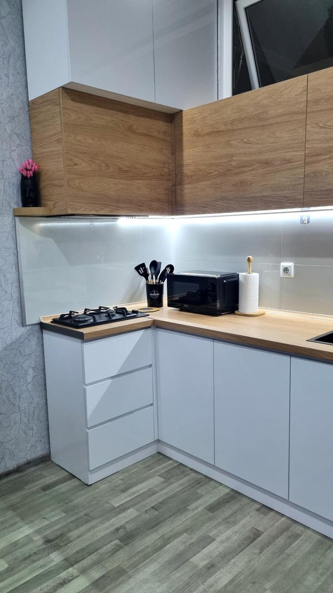 Kate'S New Cozy Apartment 库塔伊西 外观 照片